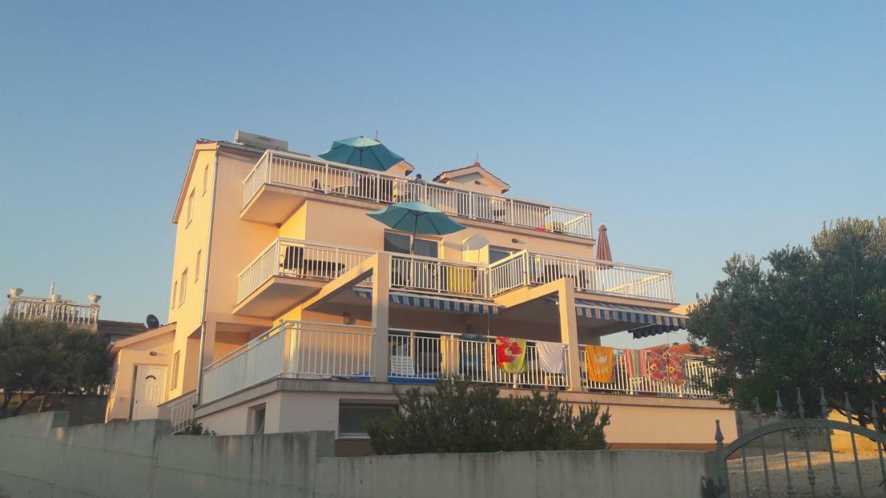 شقة Vila Rosa سيفيد المظهر الخارجي الصورة
